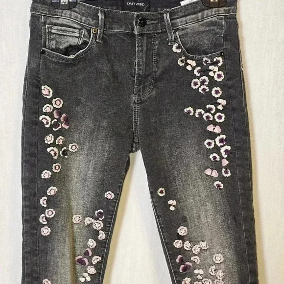 DRIFTWOOD JACKIE Cherry Blossom Embroidered Black Stretch Denim Jeans Sz 26 - Picture 3 of 13